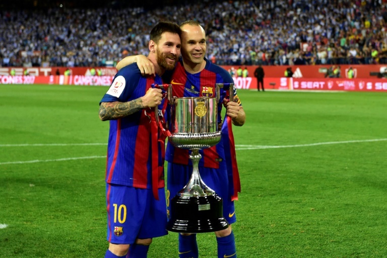 Pin Bartomeu aseguró que sus dos grandes'cracks seguirán en el Barça. AFP Whatsapp Twitter Facebook Comentarios 0