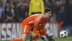 Banda izquierda para... Courtois