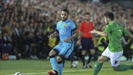 Douglas no quiere salir cedido de España