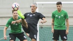 Pedro renueva y hará la pretemporada con Setién
