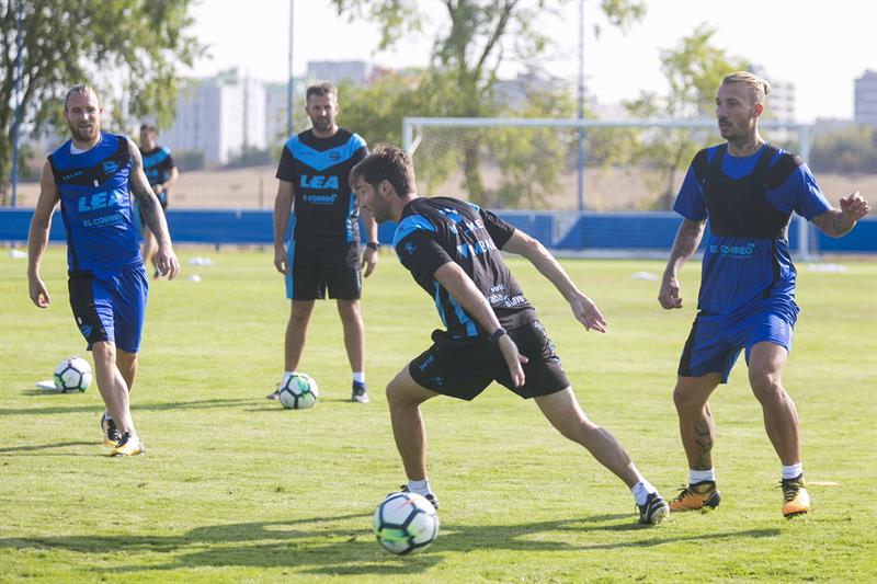 Pin El Alavés se enfrentará al Villarreal en la cuarta jornada de Liga. EFE Archivo Whatsapp Twitter Facebook Comentarios 0