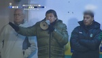 Un entrenador dirigió a su equipo... ¡con un megáfono!