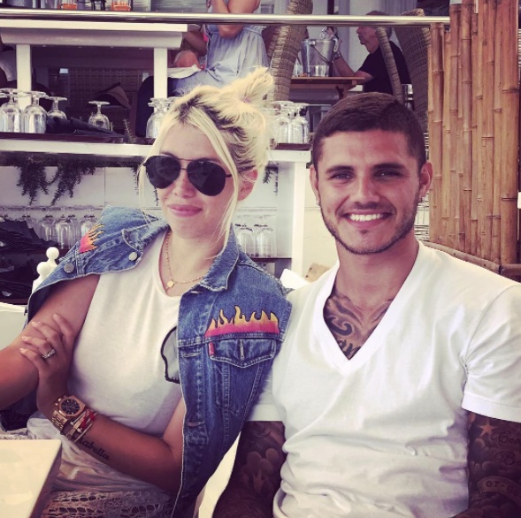 Icardi y Wanda Nara muestran cómo pasan sus vacaciones en Ibiza - BeSoccer (Comunicado de prensa)