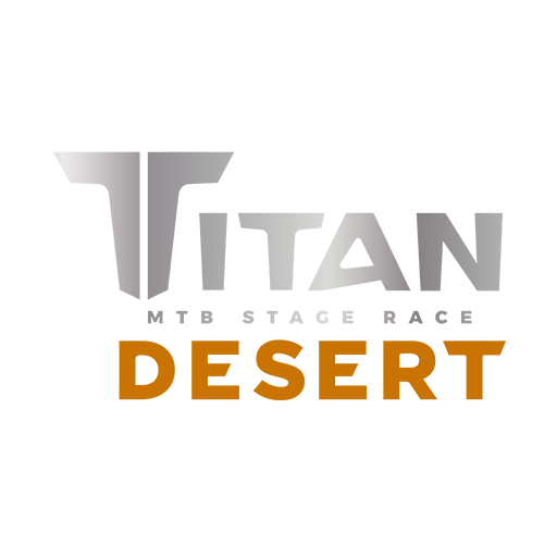 Escudo de TITAN DESERT