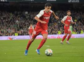 En el Sevilla piensan en Calabria o Ardjouma como recambio para Navas. BeSoccer