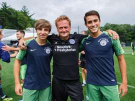 Eric García (d) se unió a la lista de la Sub 19. ManchesterCity