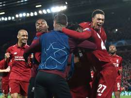 El delantero fue el autor del gol que sentenció al Barça en Anfield. AFP