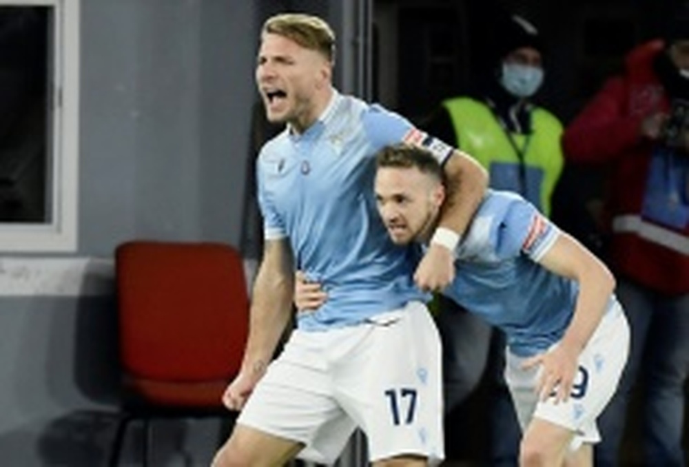 Le formazioni ufficiali di Lazio-Parma. AFP