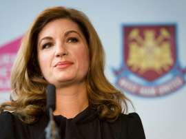 Karren Brady avisa sobre jugar a puerta cerrada. AFP