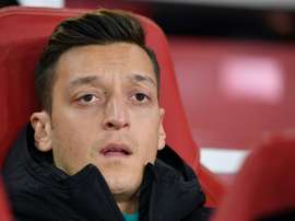 El agente de Özil habló sobre su futuro.