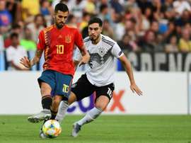 Ceballos tuvo un par de guiños en clave azulgrana. AFP