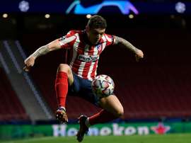 El Atleti volvió a pedir la cautelar por la sanción a Trippier. AFP