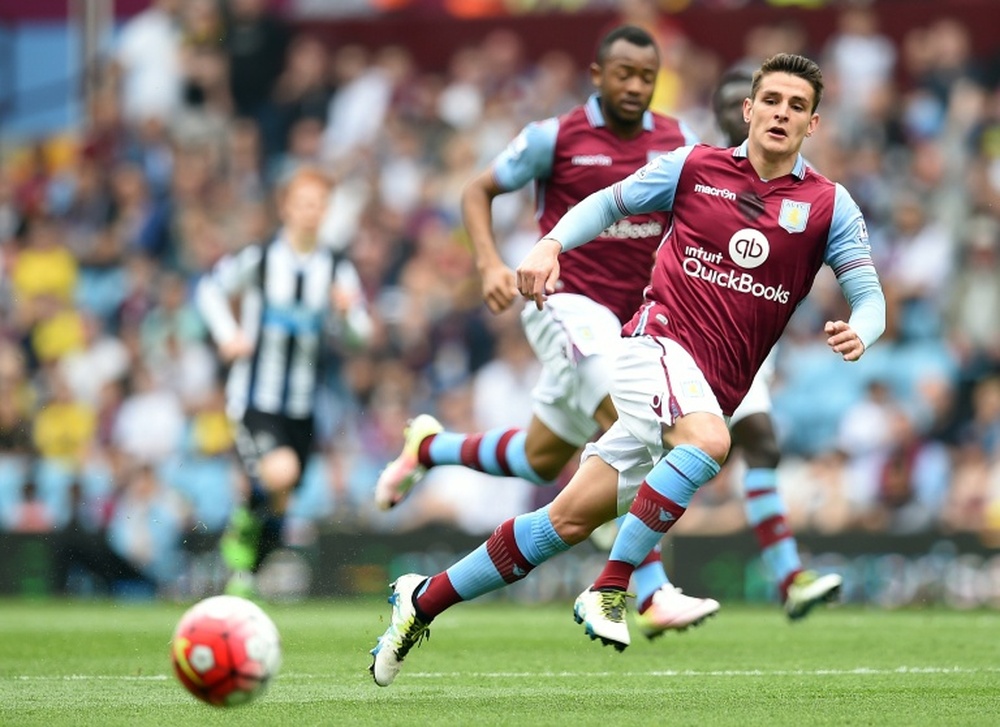 El Aston Villa Se Fija En Joe Lewis Para Su Porteria El Aston Villa Se Fija En Joe Lewis Para Su Porteria