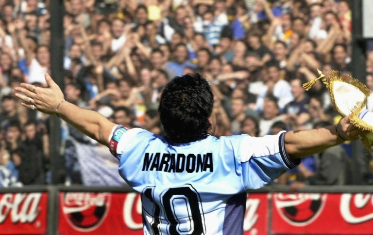 Maradona Est Le Meilleur De Tous Les Temps