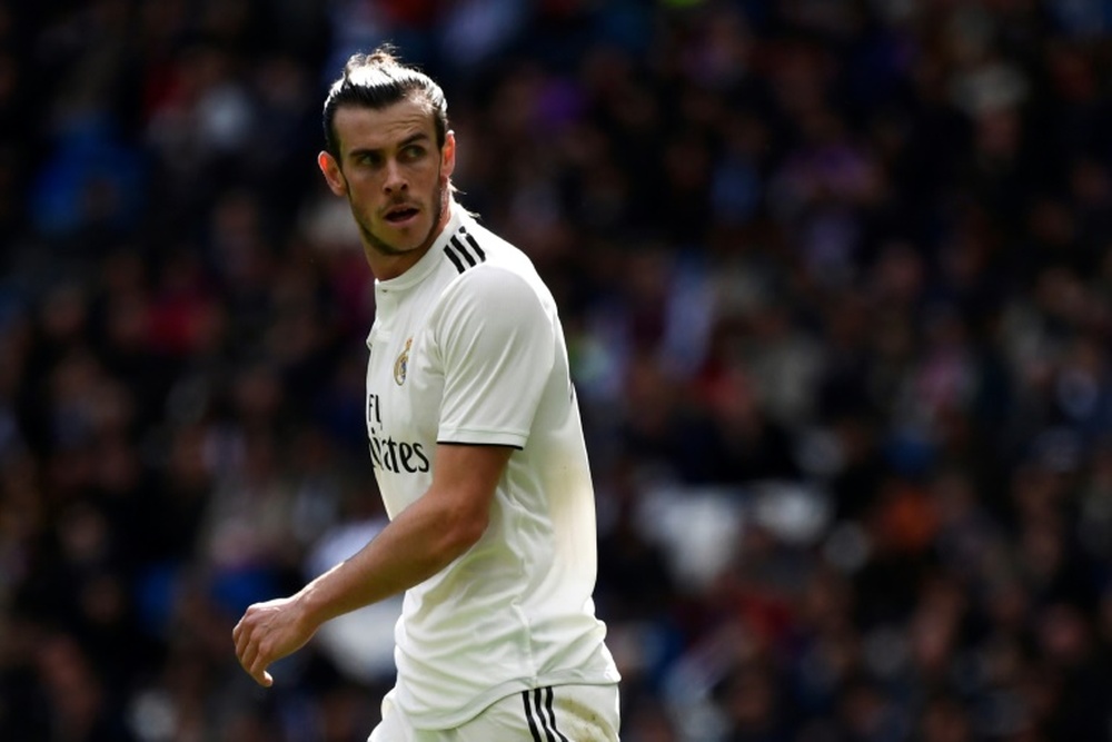 Alarming news: Bale had to leave the pitch early against Granada. AFP