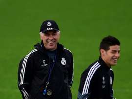 El técnico quiere volver a tener a sus órdenes a James. AFP
