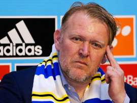 Robert Prosinecki dio negativo por coronavirus. AFP