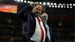 El dueño de Olympiacos y Nottingham Forest ya está curado del coronavirus