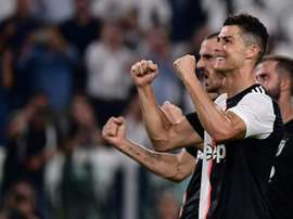 Savic avisa del peligro como equipo de la Juventus. AFP