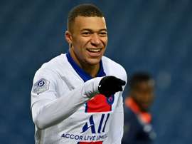 Leonardo no se mordió la lengua con Mbappé y Neymar. AFP