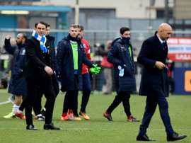 Leonardo Semplici no cuenta con ninguno de los futbolistas. AFP