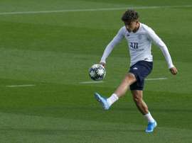 Aouchiche confirme son départ du PSG. AFP