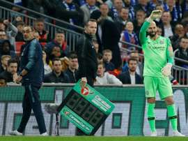Willy Caballero cree que Kepa debería seguir en el Chelsea. AFP