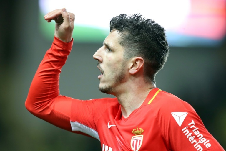 Video Le Superbe Coup Franc De Jovetic Contre Marseille