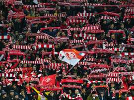 Les fans de foot russes se mobilisent. AFP