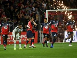 El Lille ganó y ya es tercero en la Ligue 1. AFP