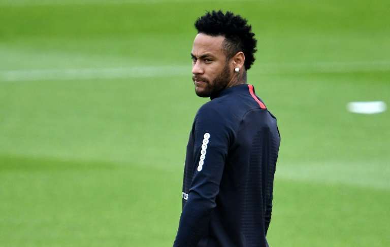 Fichajes del Madrid: El PSG acorrala al Barça con el Madrid al acecho