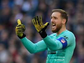 En Inglaterra hablan de un posible descontento de Oblak. AFP