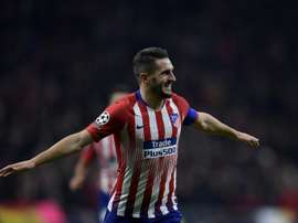 Koke ya ejerce como capitán. AFP