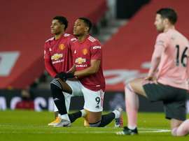 Martial y Tuanzebe recibieron insultos racistas tras la derrota. AFP