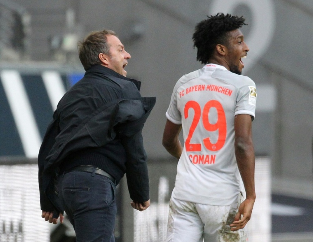 Coman sanctionné pour être allé à l'entraînement en Mercedes. AFP