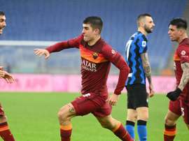 El Inter y la Roma se repartieron el premio. AFP