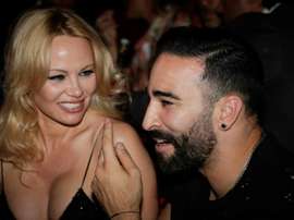 Rami y sus risas a costa de Pamela Anderson. AFP