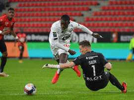 El Lille se pone pesado con el PSG. AFP