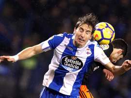 Mosquera recibe al Dépor 23 días después de su despido. EFE