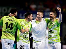 Palma logra su primer triunfo y Burela firma las tablas con el Levante. EFE/Javier López