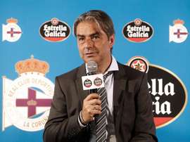 Natxo González, centrado en la visita del Numancia. EFE