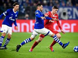 El Schalke se rebaja el sueldo a propuesta de Mascarell. EFE