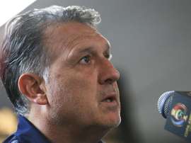 Martino valoró la llegada de Maradona a Gimnasia. EFE