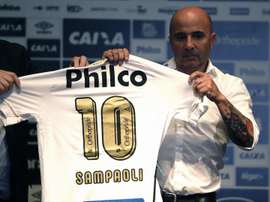 Sampaoli vivió su primera derrota en Santos. EFE