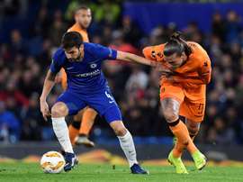 Cesc Fabregas (L) gave plenty of assists while at Chelsea. EFE