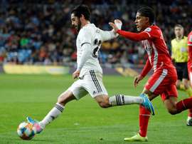Isco comenzó a darle toques al balón en el Atlético Benamiel. EFE
