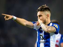Alex Telles, el nuevo objetivo de la Juventus. EFE/Archivo