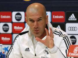 Zinedine Zidane dio un curso intensivo en la sede de la Federación Francesa. EFE