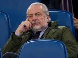 De Laurentiis habría llamado a Ancelotti de haber estado libre. EFE/Archivo