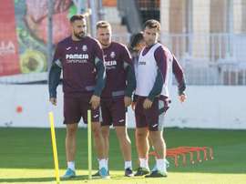 Asenjo habló sobre el sorprendente regreso de Rossi. EFE/Domenech Castello